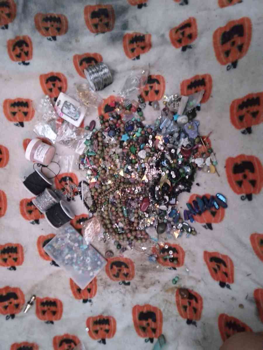 rock beads wire for wrapping necklace chain - Mesa, Arizona