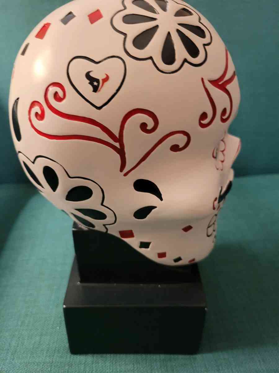 NFL HOUSTON TEXANS SUGAR SKULL STATUE - Harriman, Tennessee - FleaMarketBay