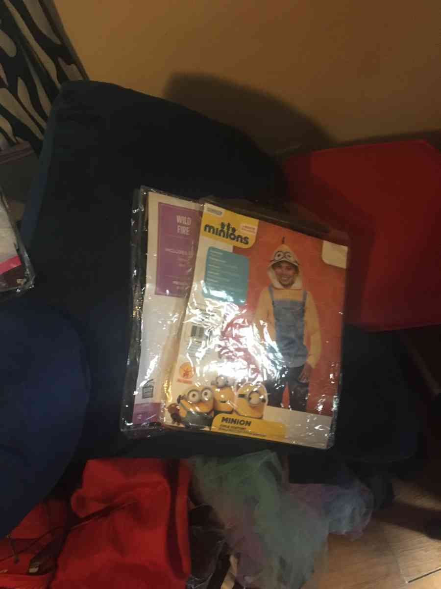 costume - Fayetteville, North Carolina - FleaMarketBay