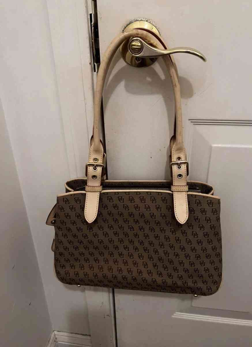 Dooney  Bourke Monogram Buckle Satchel  PreOwned - Dedham, Massachusetts