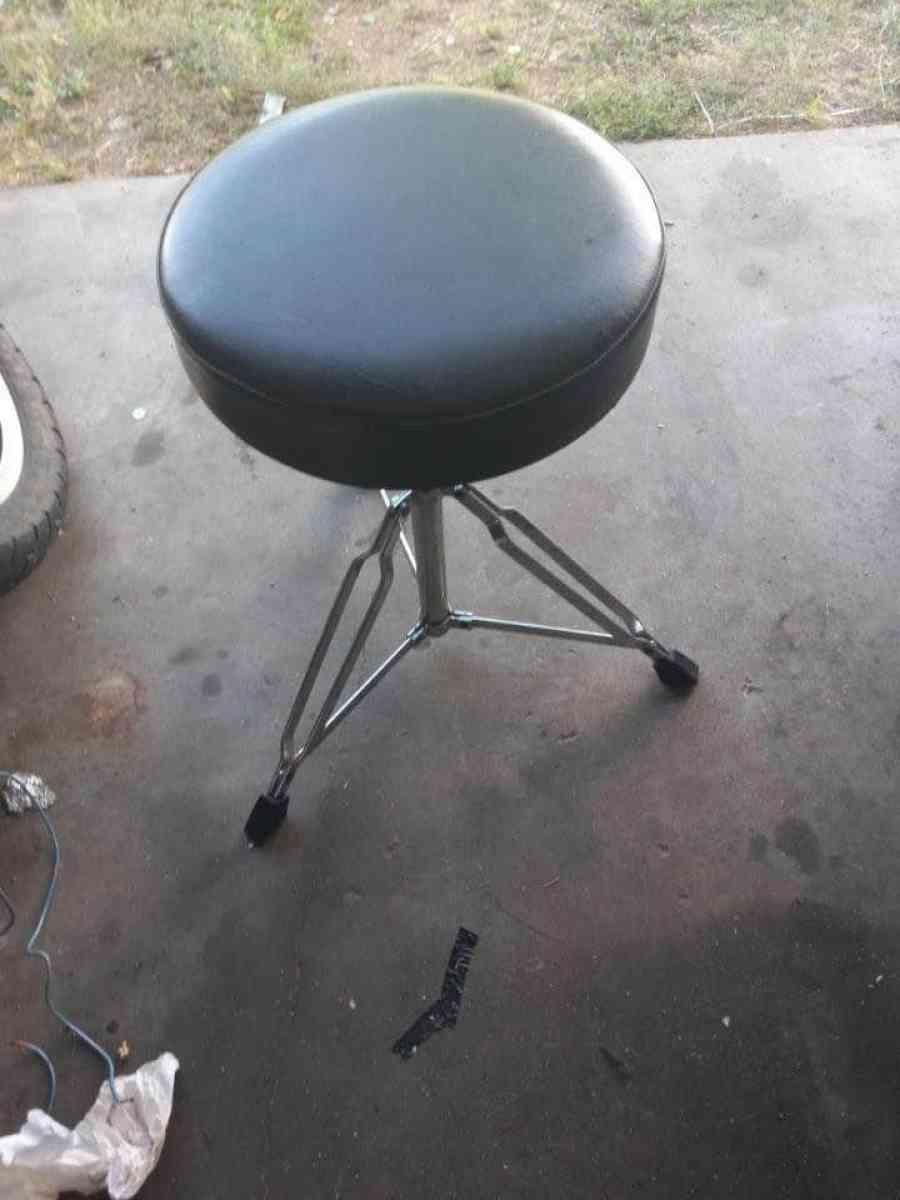 Electric Drum set - Hopedale, Illinois