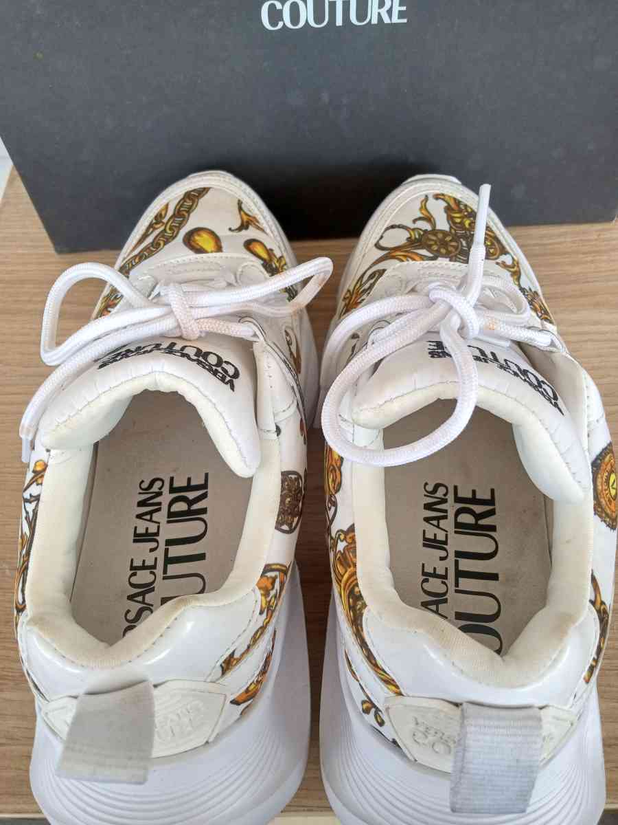 Versace jeans couture womens low sneakers - Frostproof, Florida - FleaMarketBay