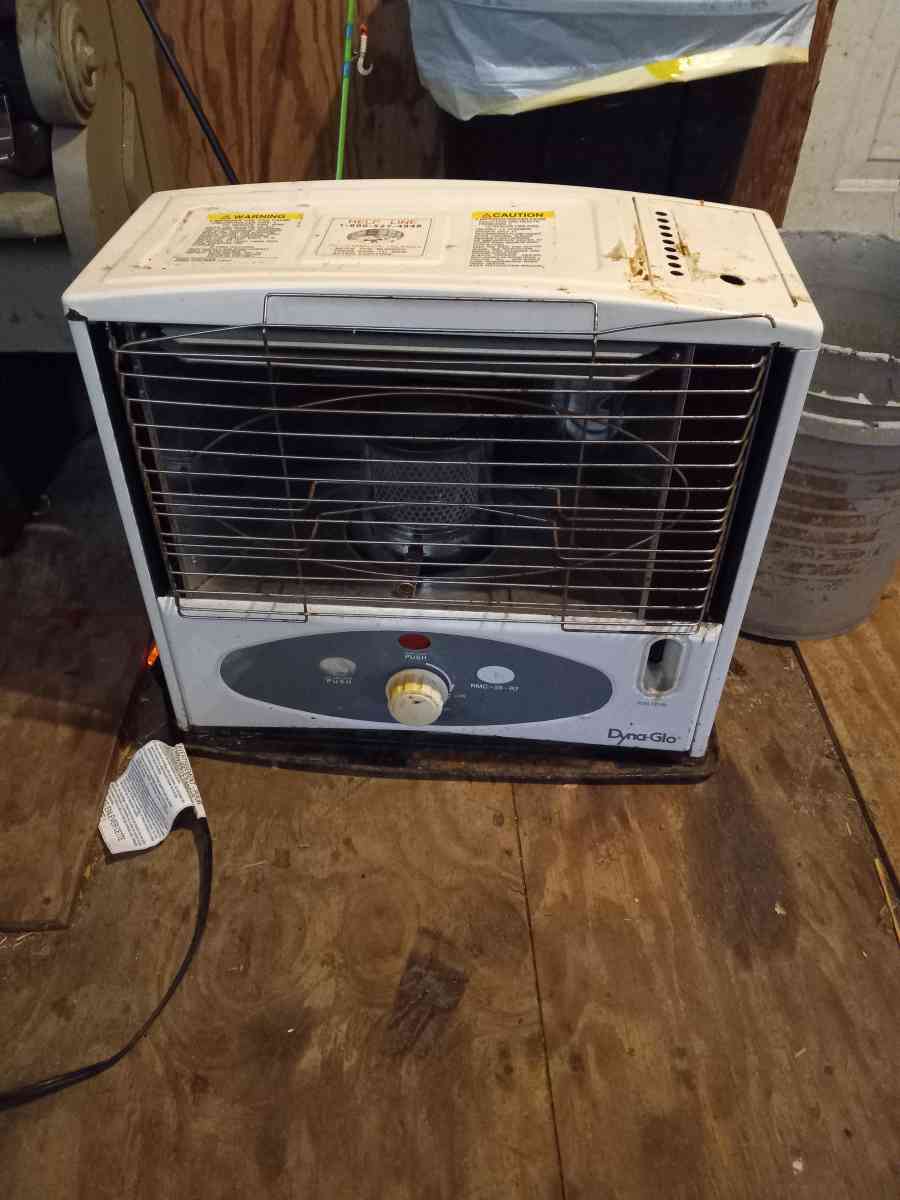 kerosene heater - Charlotte Court House, Virginia