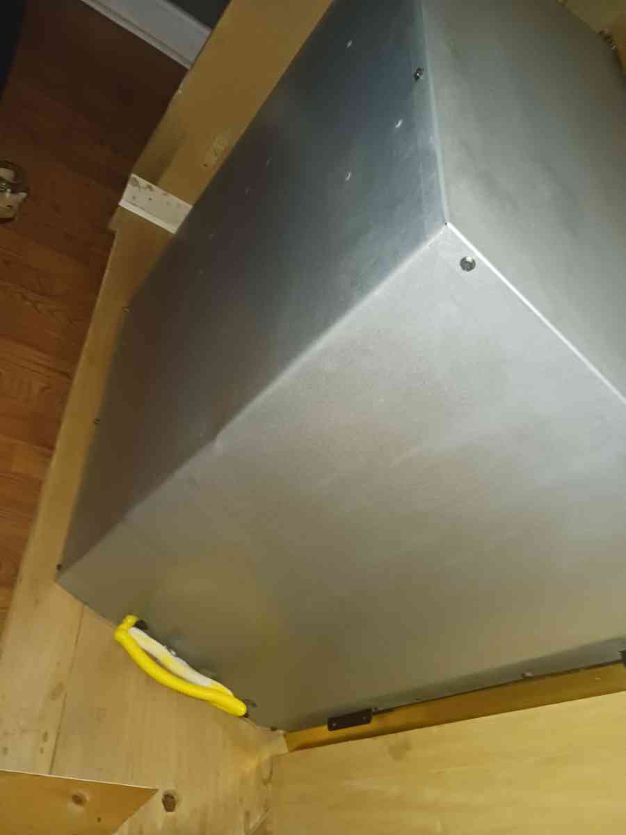 natural gas fireplace heater - South Solon, Ohio - FleaMarketBay