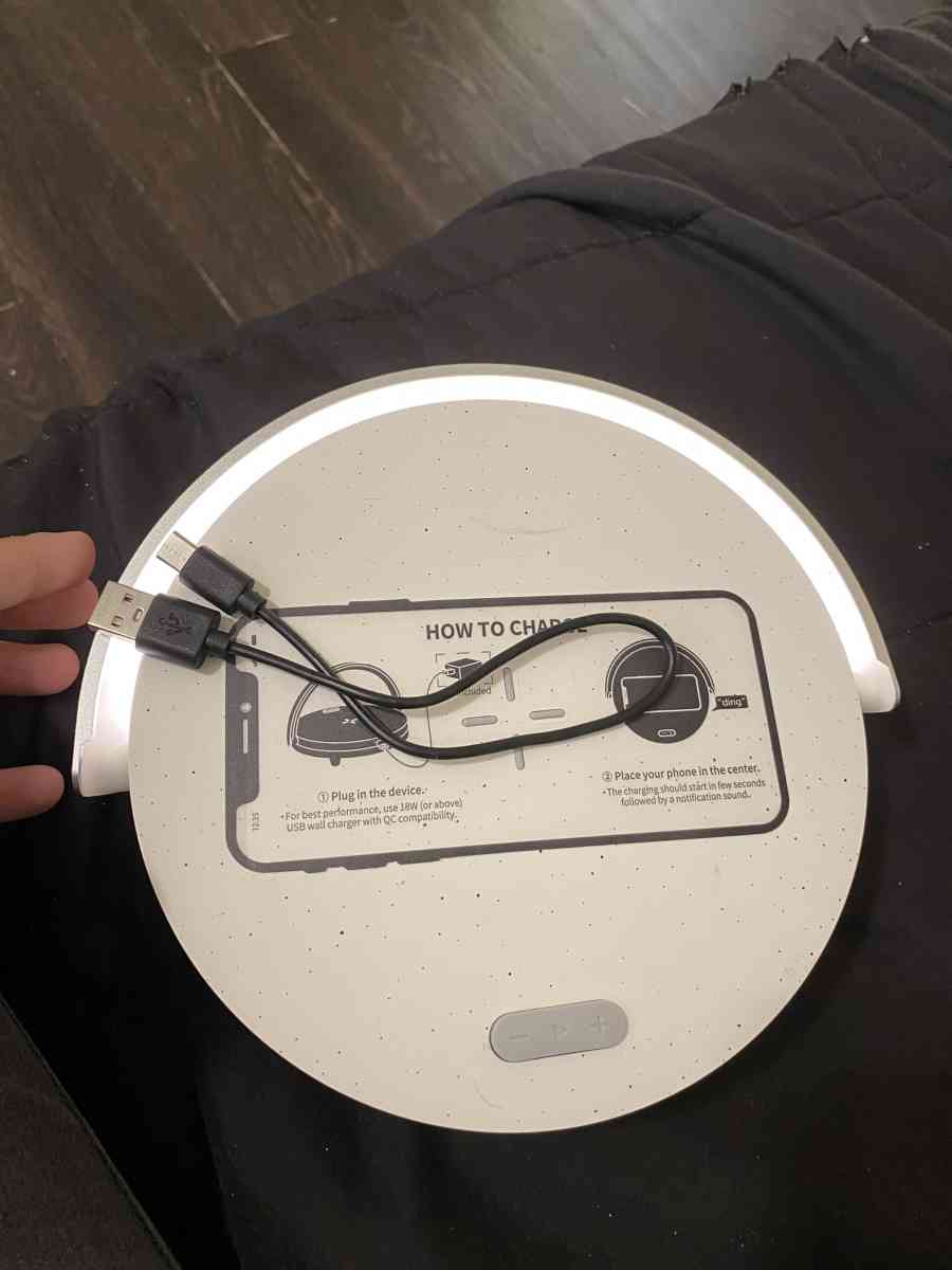 iPhone wireless charger - La Porte, Texas - FleaMarketBay