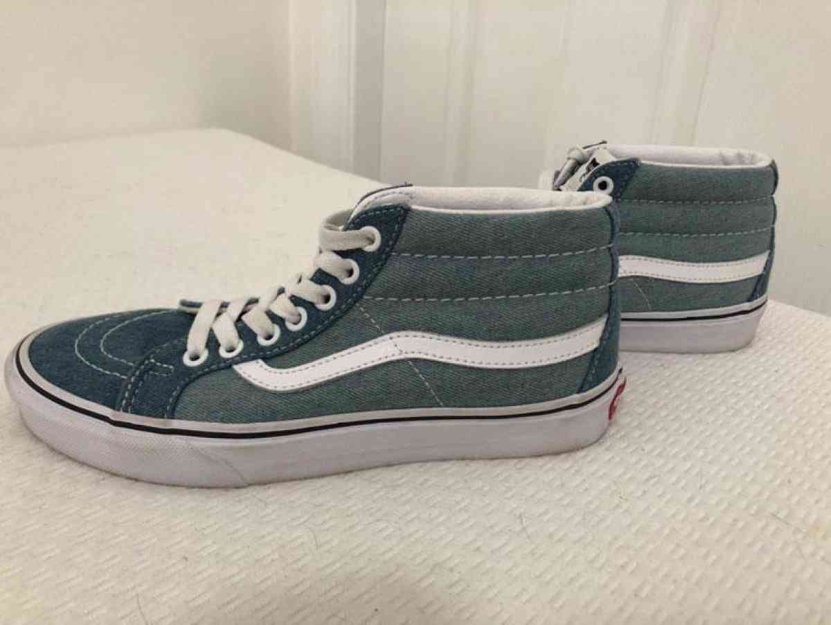 New light blue Vans brand shoe - Kissimmee, Florida - FleaMarketBay