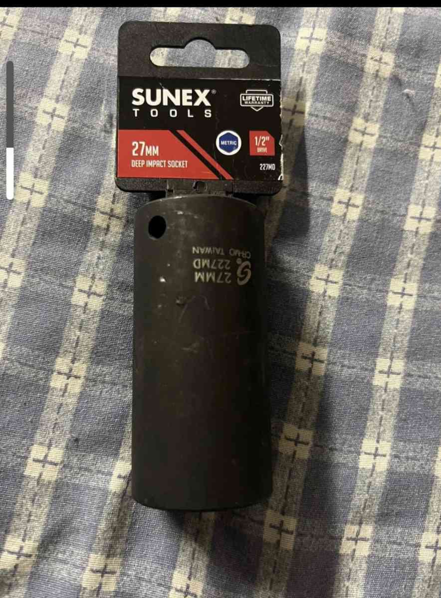 Sunex 227ZMD 27mm 12 Drive  Point Deep Impact Socket Metri - Alicia, Arkansas