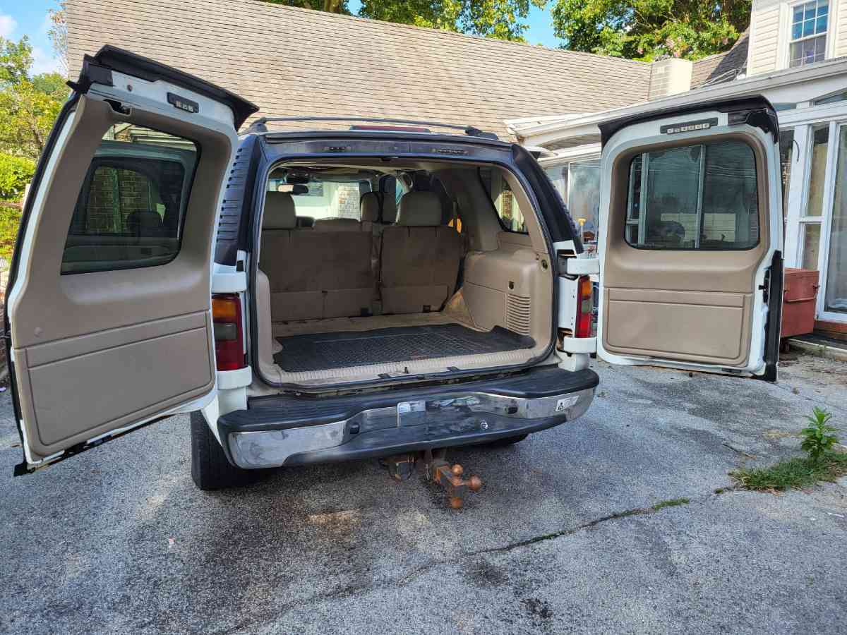 GMC Yukon 2003 - Morristown, Tennessee - FleaMarketBay