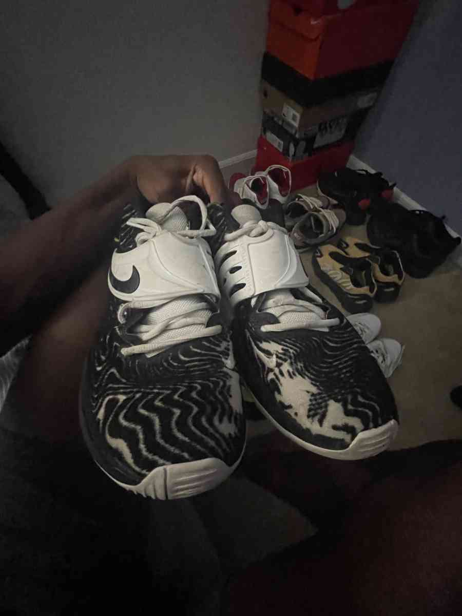 kd 15 size 10 - Statesville, North Carolina