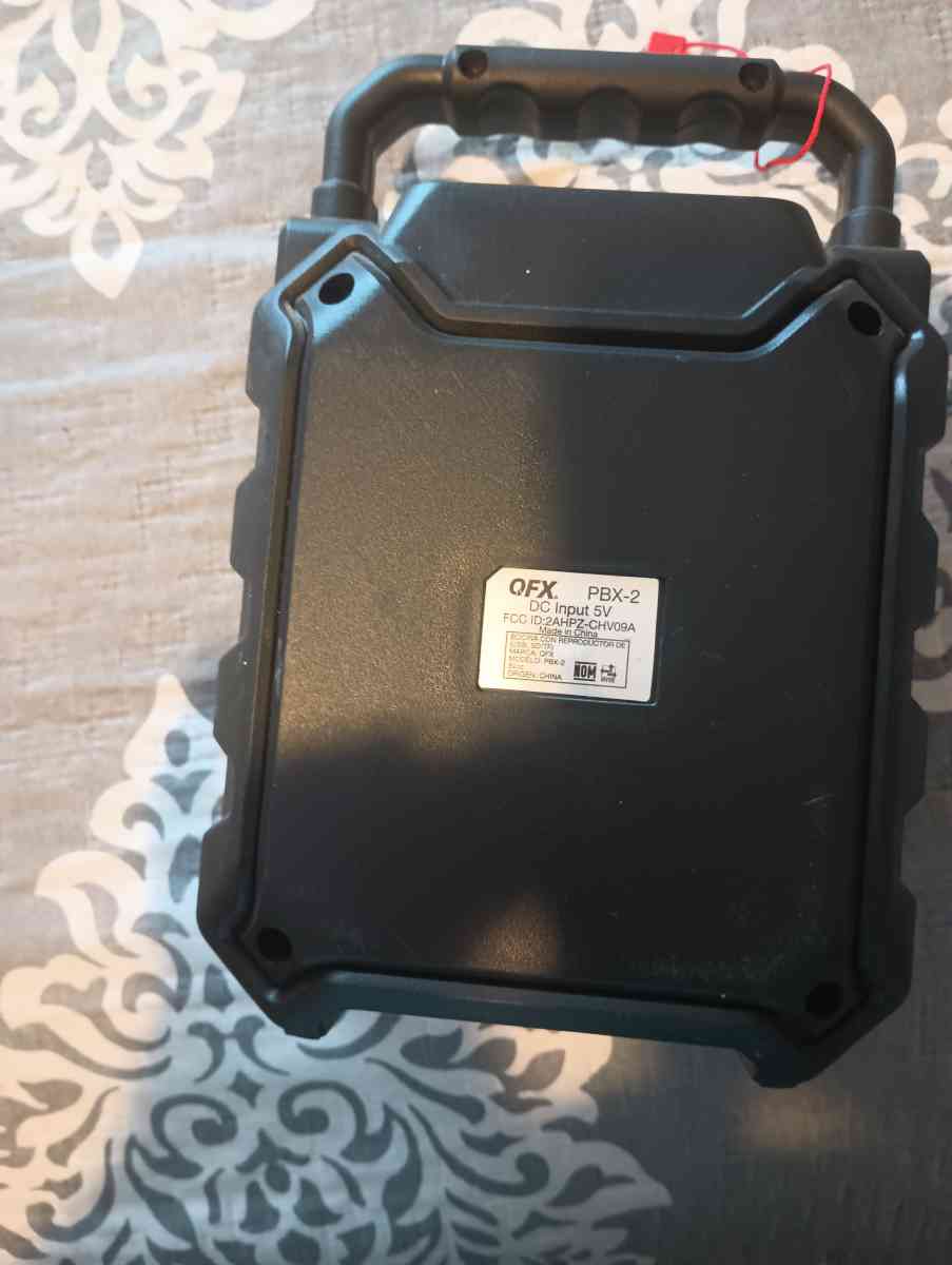 speaker - Madera, California - FleaMarketBay