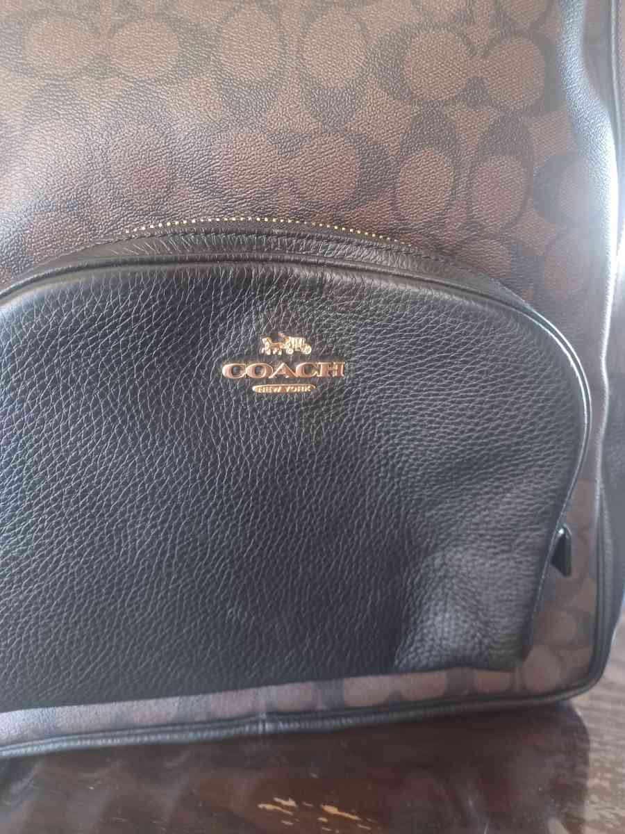 coach backpack - Riverside, California - FleaMarketBay