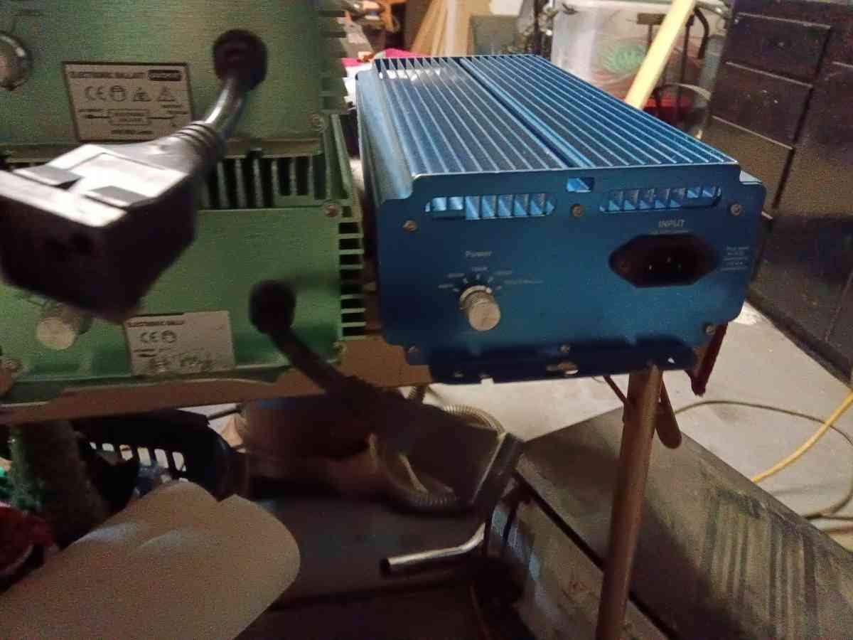 electric Ballasts for grow lights - Redding, California