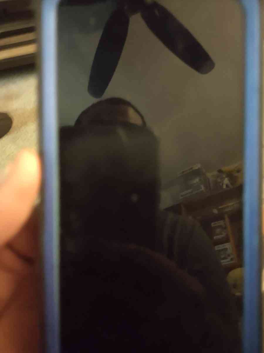 I am selling phones - Merrillville, Indiana - FleaMarketBay