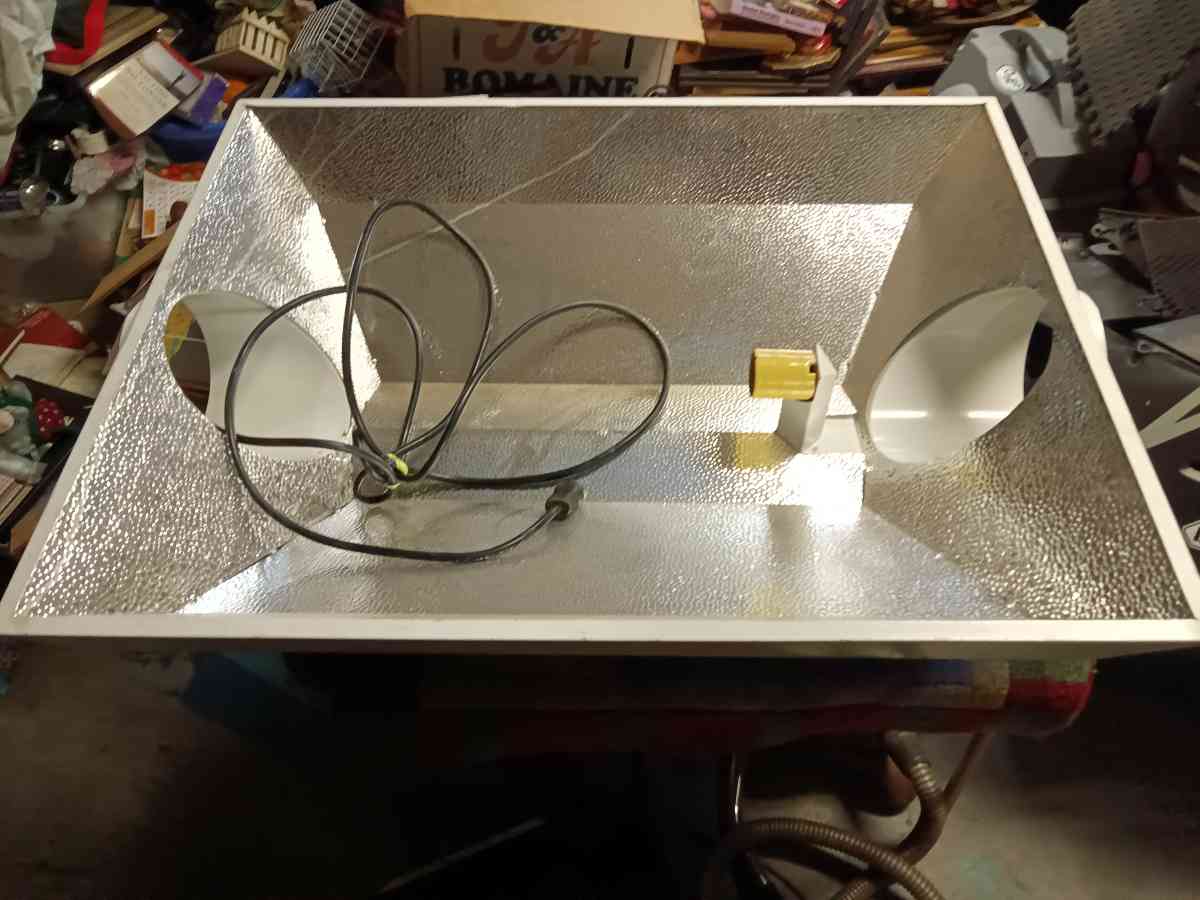 grow lights - Redding, California