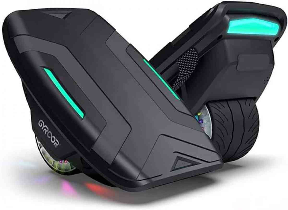 hoover board rollar skates never used new - Clinton Township, Michigan