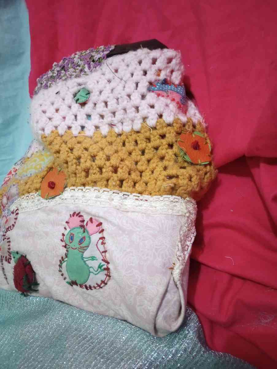 Vintage Style Crocheted Purse - Alamosa, Colorado - FleaMarketBay