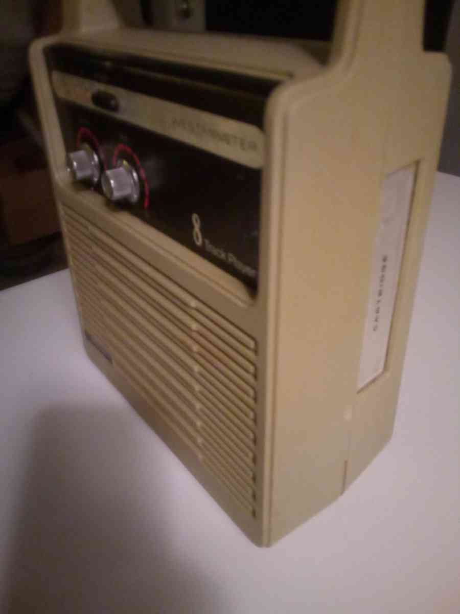 8track player - Las Vegas, Nevada - FleaMarketBay