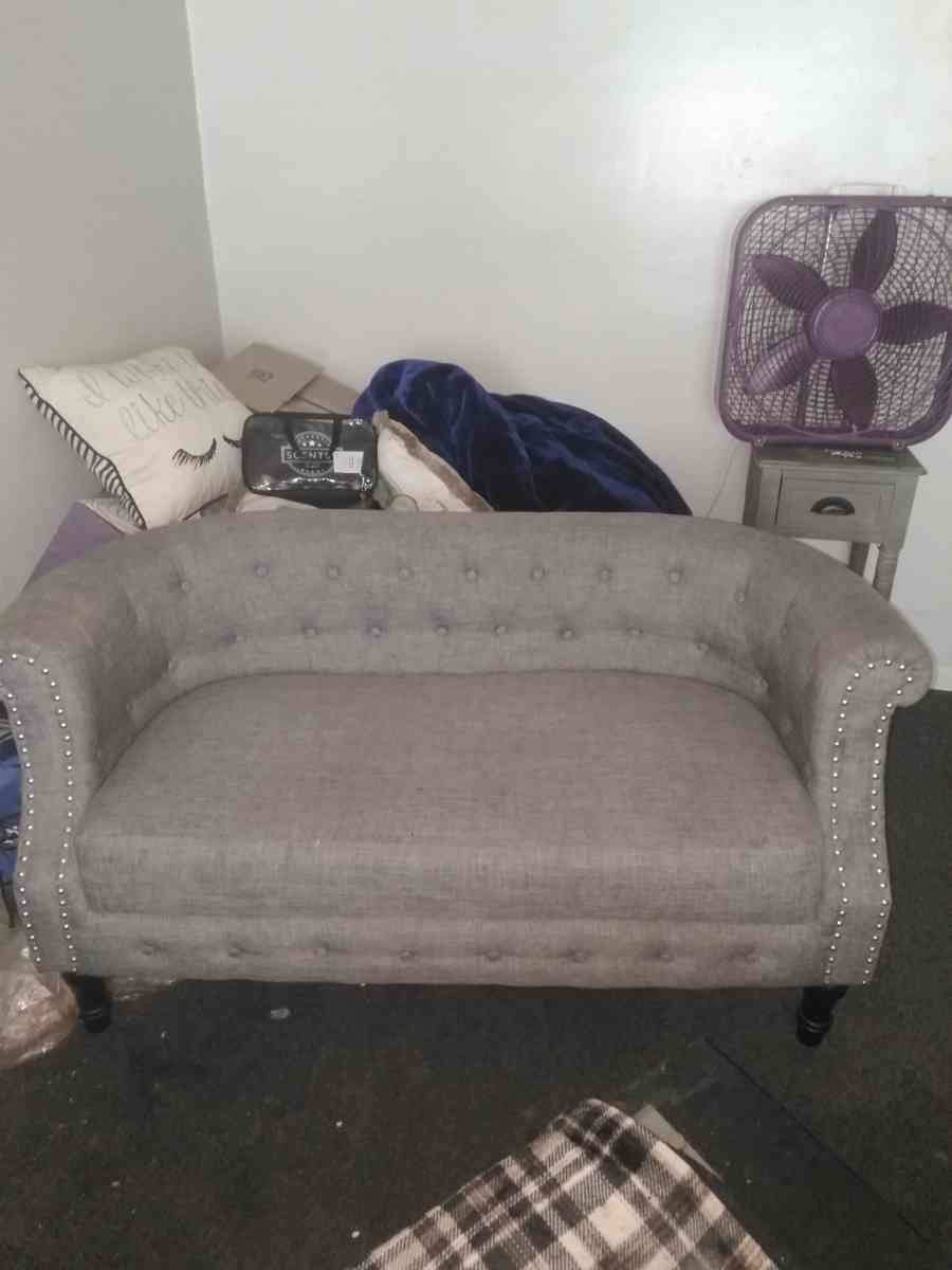 tufted from Wayfair couch has couple small incense holes but - Lincoln, Nebraska