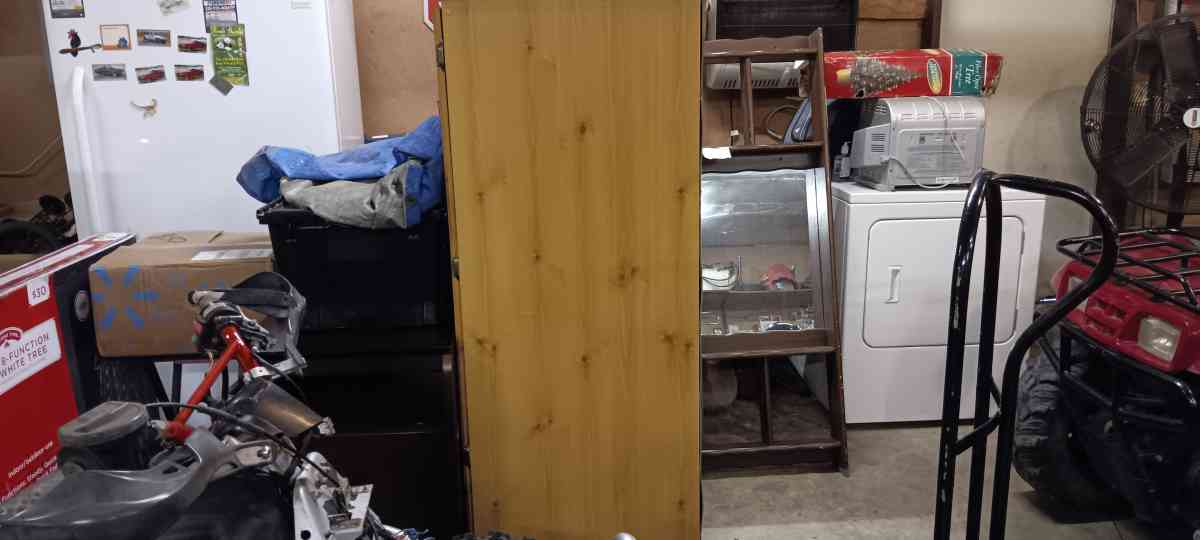 everything - East Rochester, Ohio - FleaMarketBay