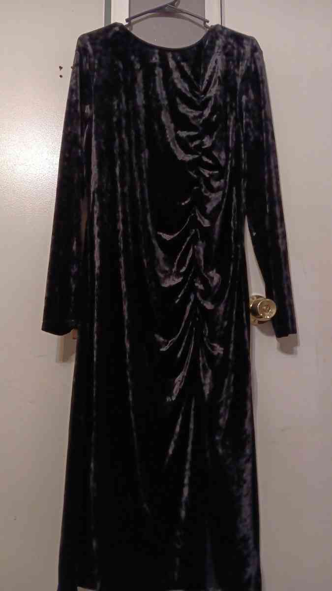 New Black dress - Bakersfield, California