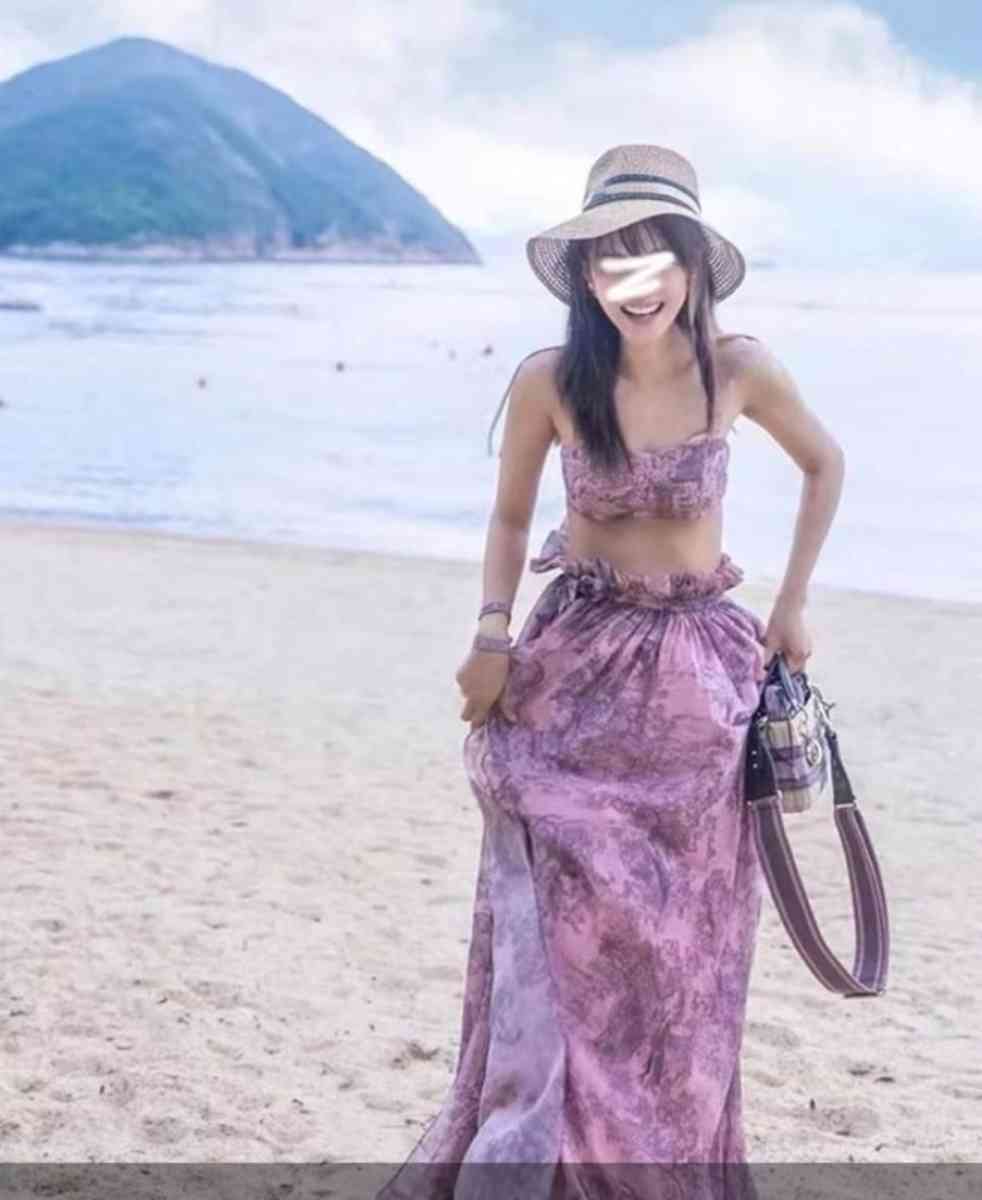 Christian Dior Beach outfits