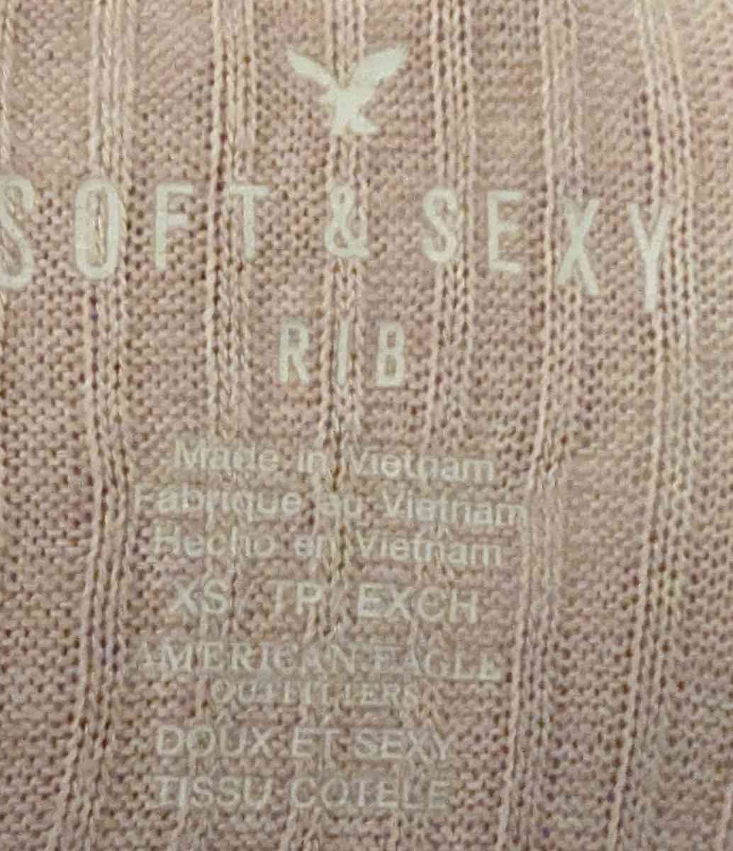 American Eagle Sweater - Muncie, Indiana - FleaMarketBay