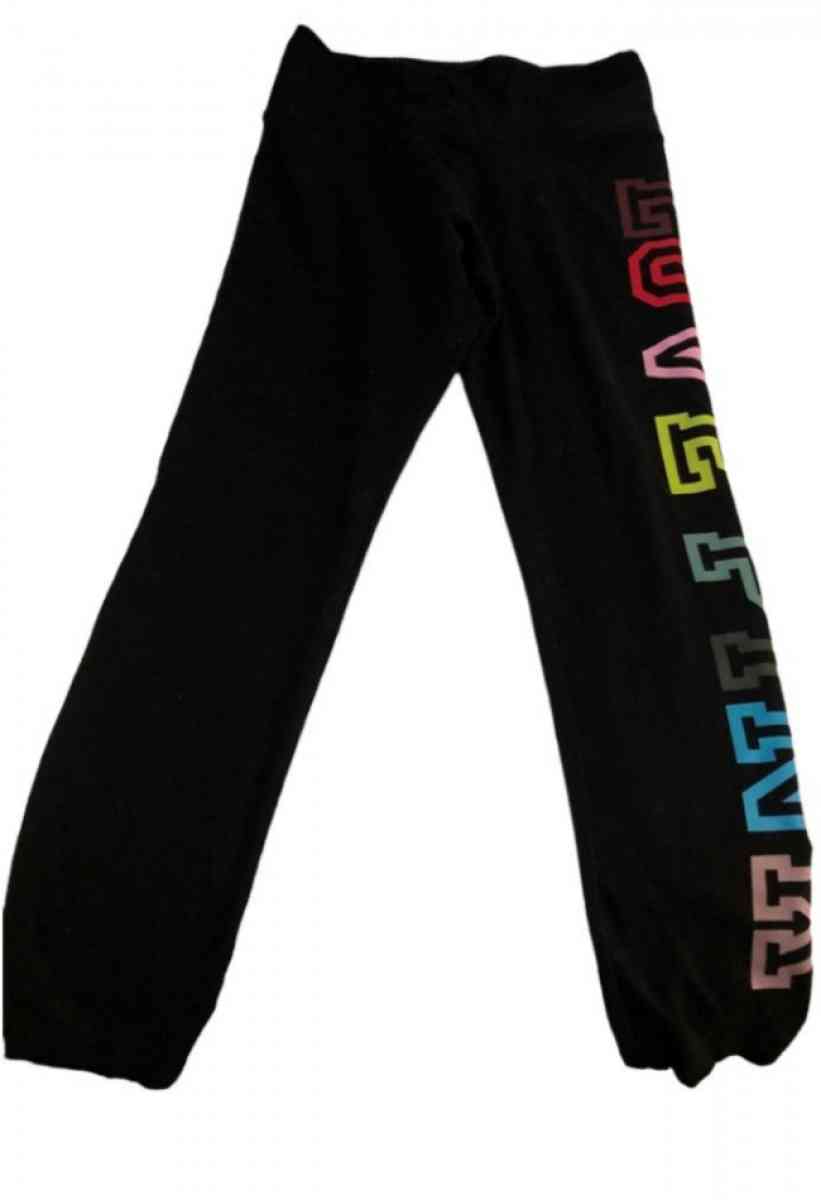 2 pc VS Pink set - Pittsburgh, Pennsylvania