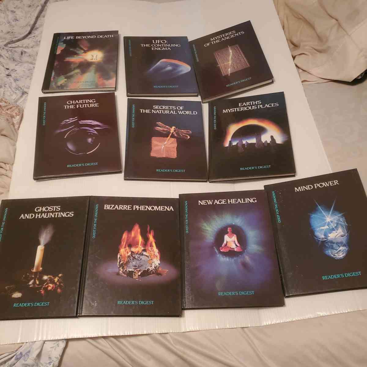 10 quest for the unknown book  series - Winterville, North Carolina - FleaMarketBay