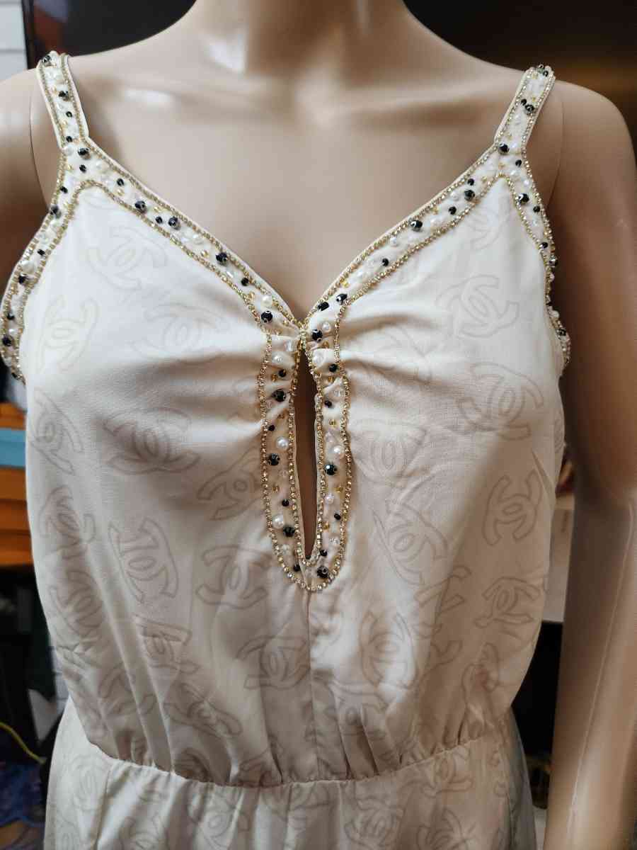 Chanel beige dress - Mission Viejo, California