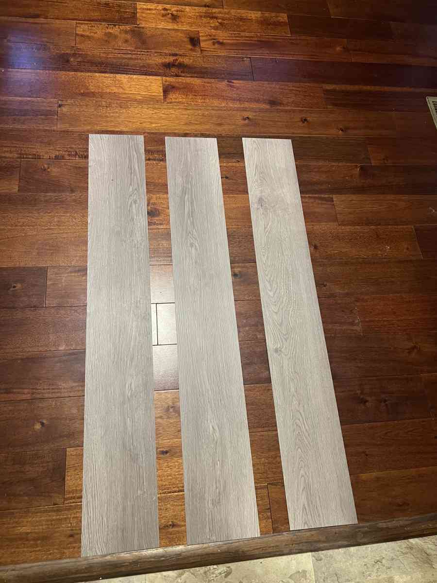 vinvly glue down - Norcross, Georgia - FleaMarketBay