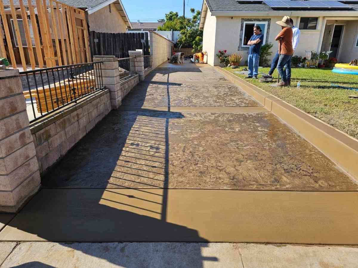 nosotros hacemos concreto - National City, California - FleaMarketBay