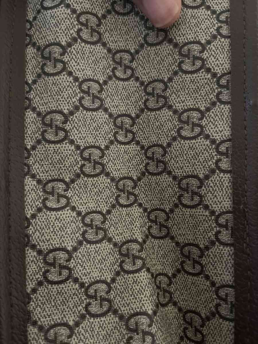 Gucci hand held purse - Baltimore, Maryland - FleaMarketBay