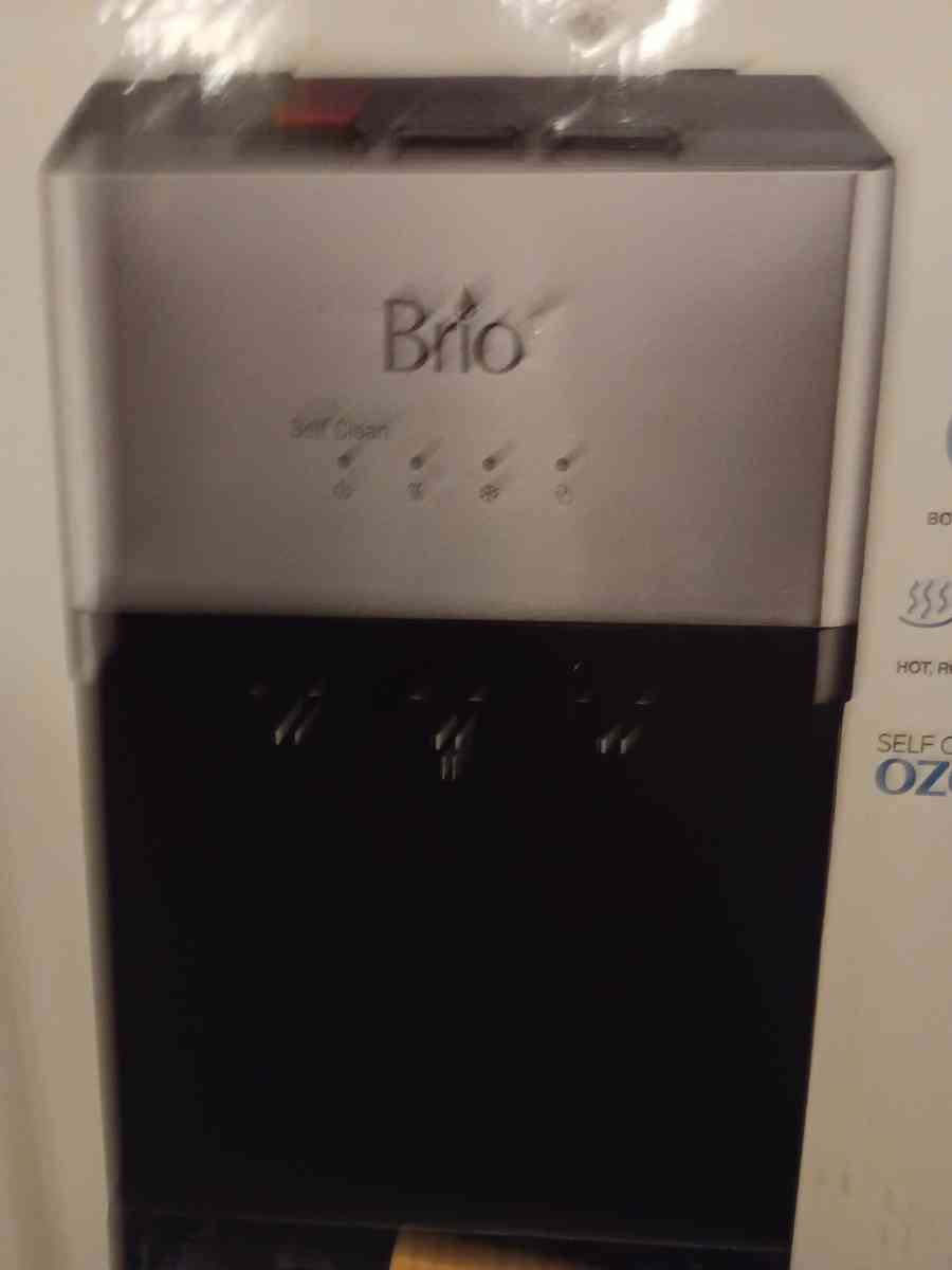 Brio water dispenser - Florence, Kentucky - FleaMarketBay