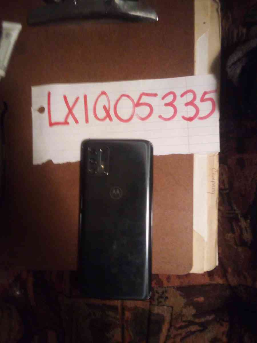 Motorola smartphone phone - Summerville, South Carolina - FleaMarketBay