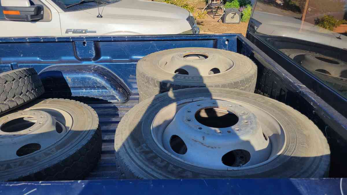 225 70R 19 5 F450 OEM wheels and good tires - Lewisville, Texas