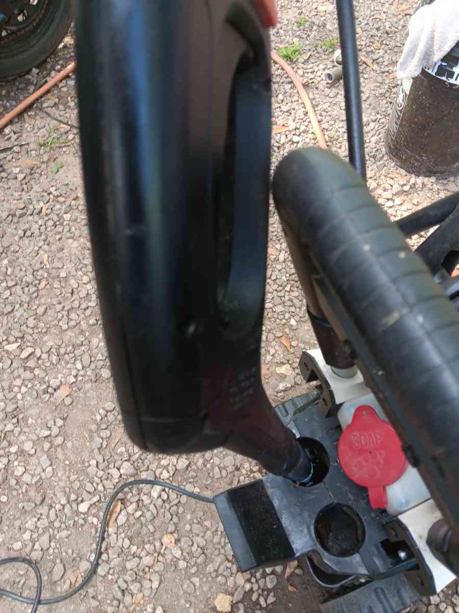 2000psi pressure washer - Belton, South Carolina - FleaMarketBay