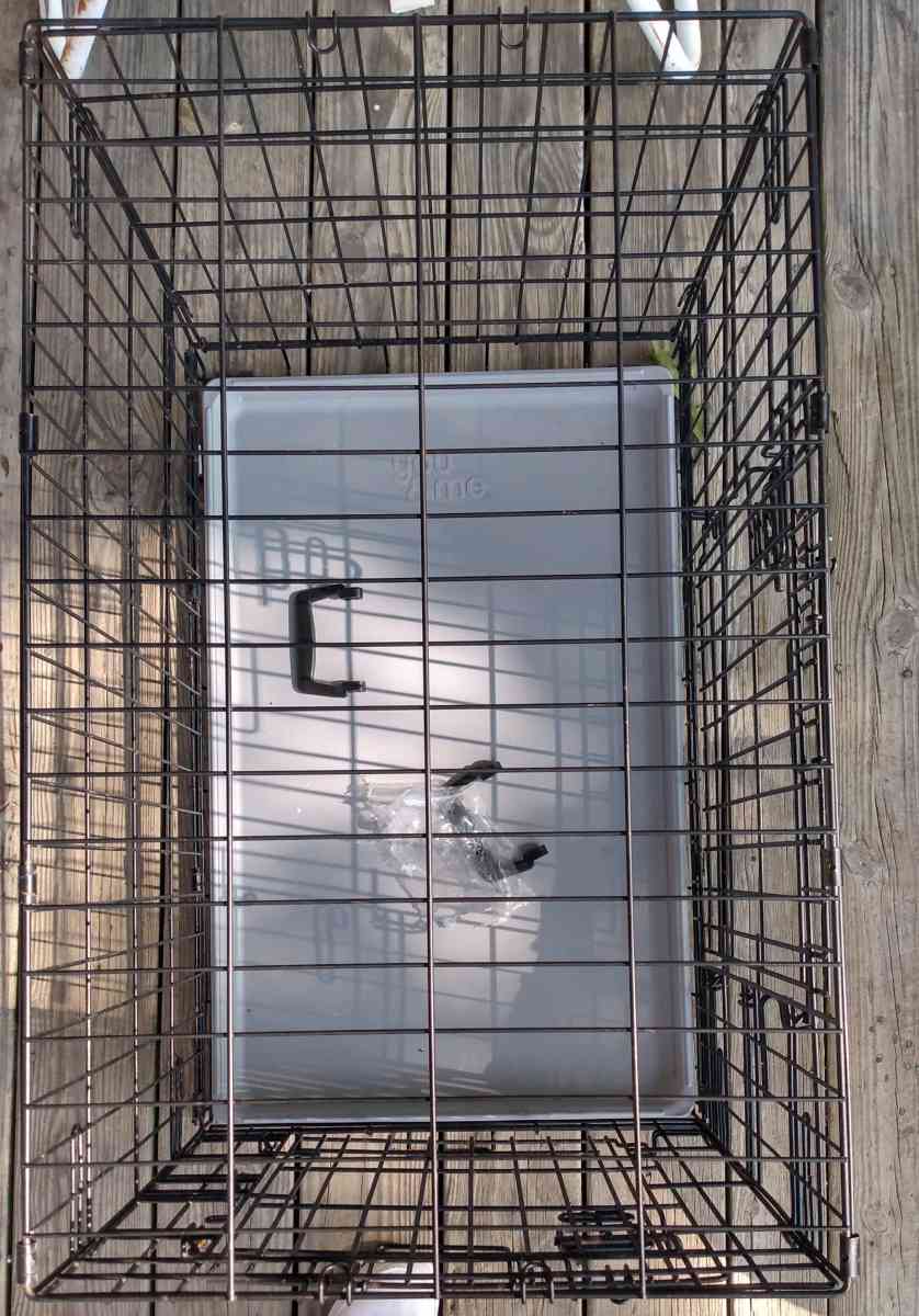small dog cage - Charlotte Court House, Virginia