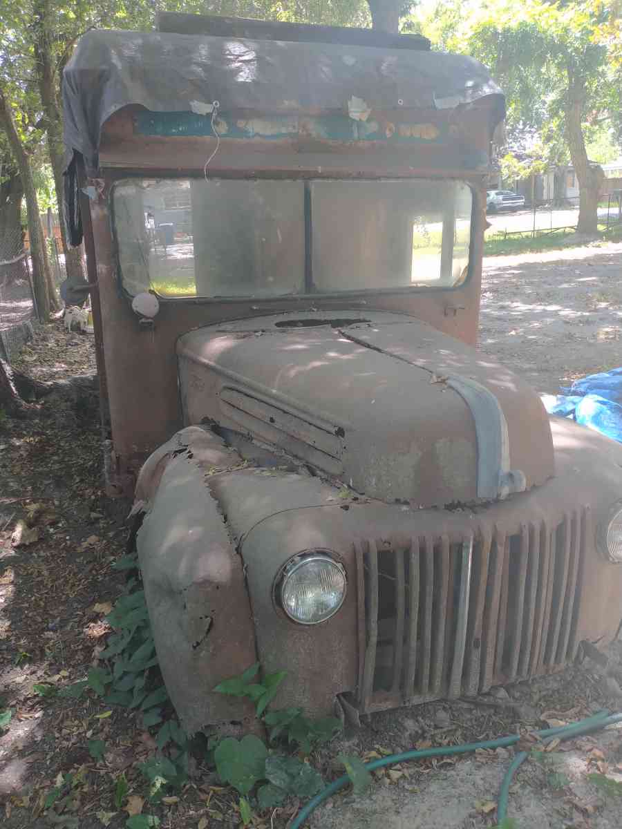 vintage 1942 butcher delivery box truck - Houston, Texas - FleaMarketBay