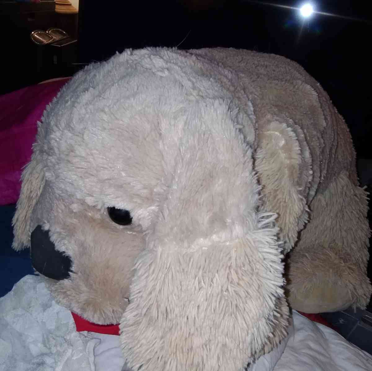 Pillow pet Puppy Full Size - Yuma, Arizona - FleaMarketBay