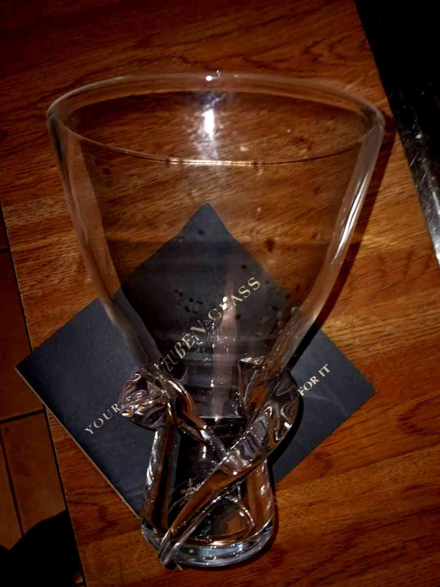 stueben genuine crystal high end vase - Altamonte Springs, Florida - FleaMarketBay