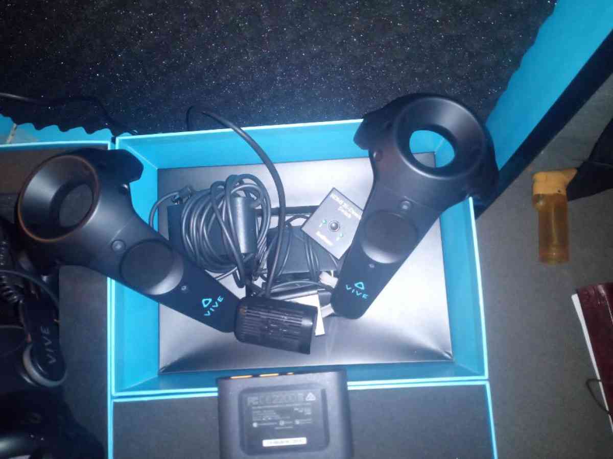HTC vive VR headset Oculus rift Pro Pack - Westminster, Colorado - FleaMarketBay
