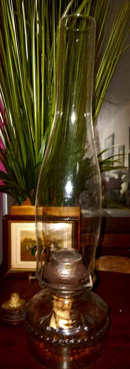 original 16 on tall hurricane lamp - Altamonte Springs, Florida - FleaMarketBay