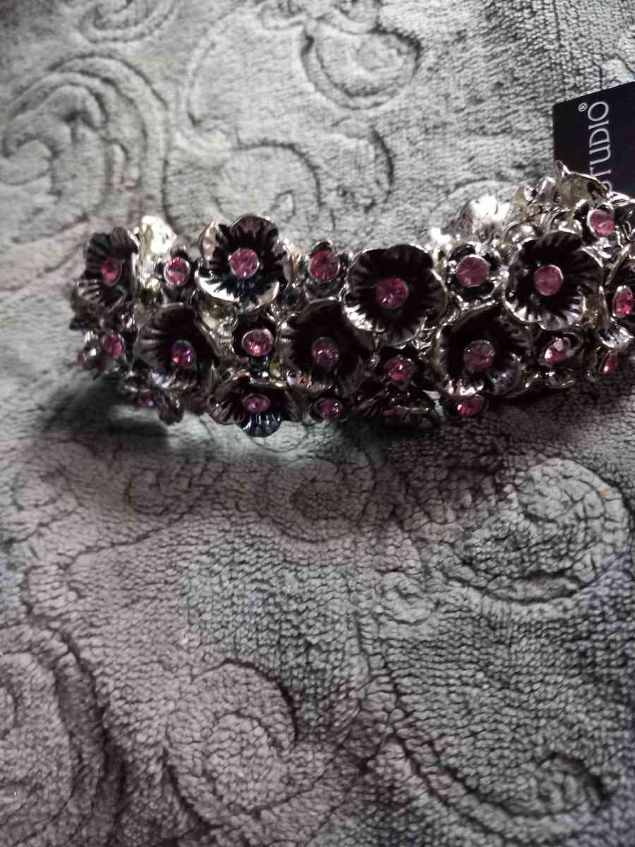 bracelet - Tampa, Florida - FleaMarketBay