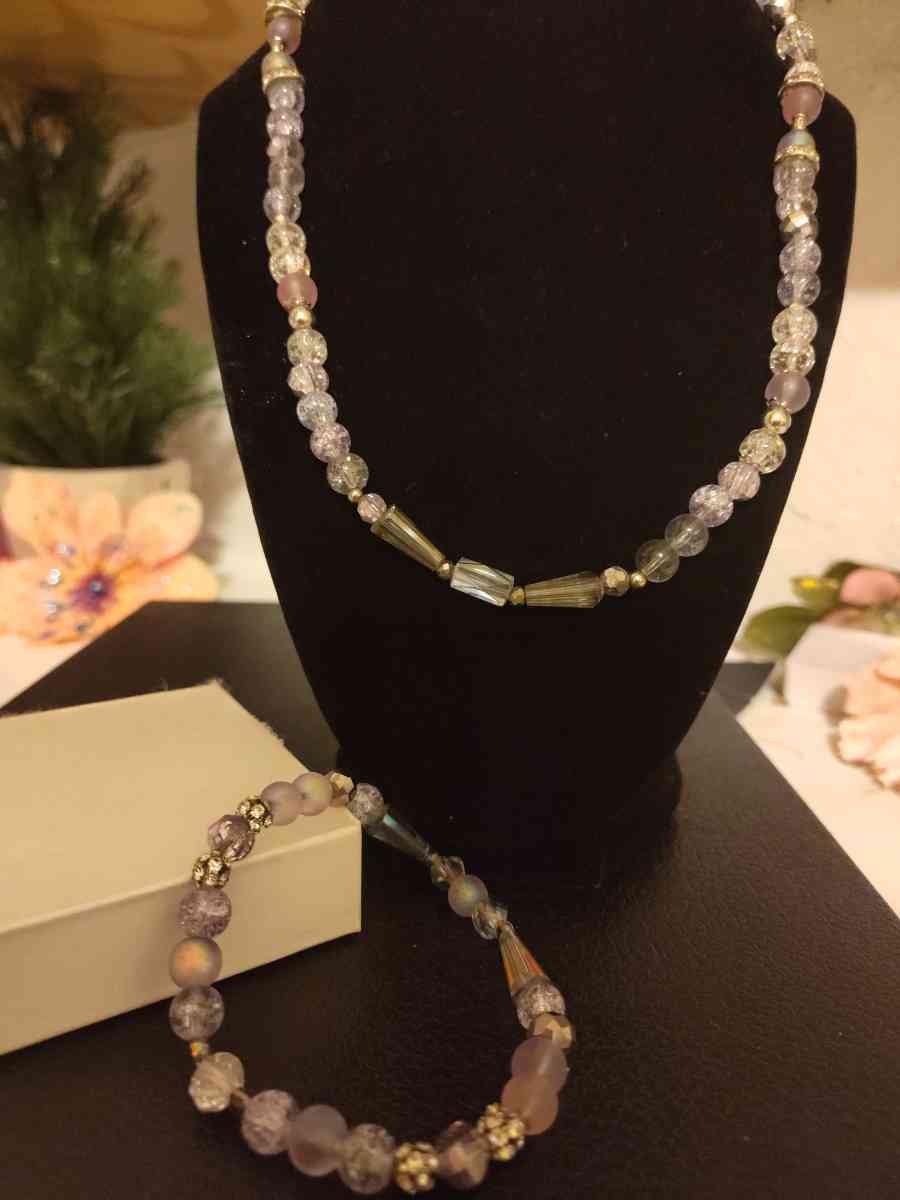 Glass bead set - Glenpool, Oklahoma