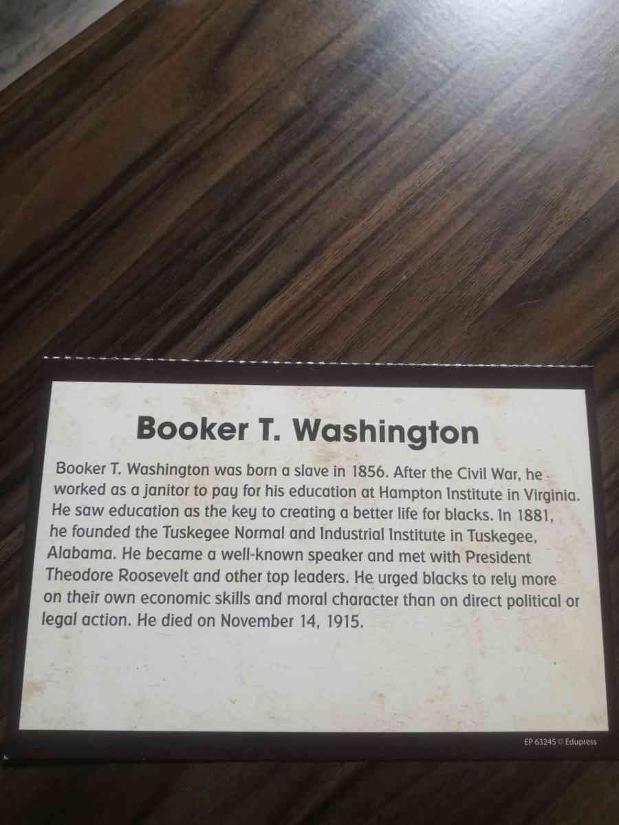 BOOKER T WASHINGTON PORTRAIT - Atlanta, Georgia - FleaMarketBay