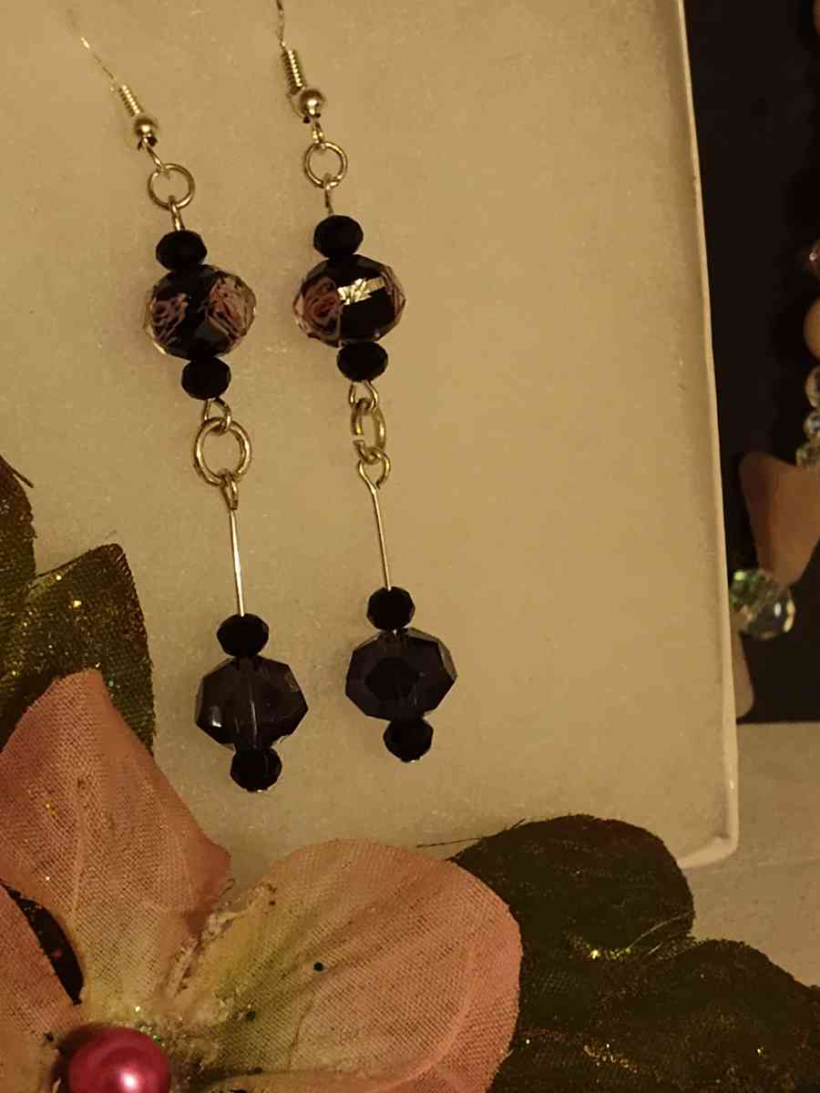 glass bead earrings - Glenpool, Oklahoma