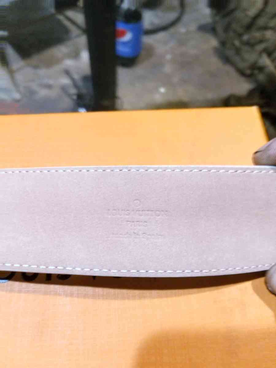 Louis Vuitton belt - Mesa, Arizona - FleaMarketBay