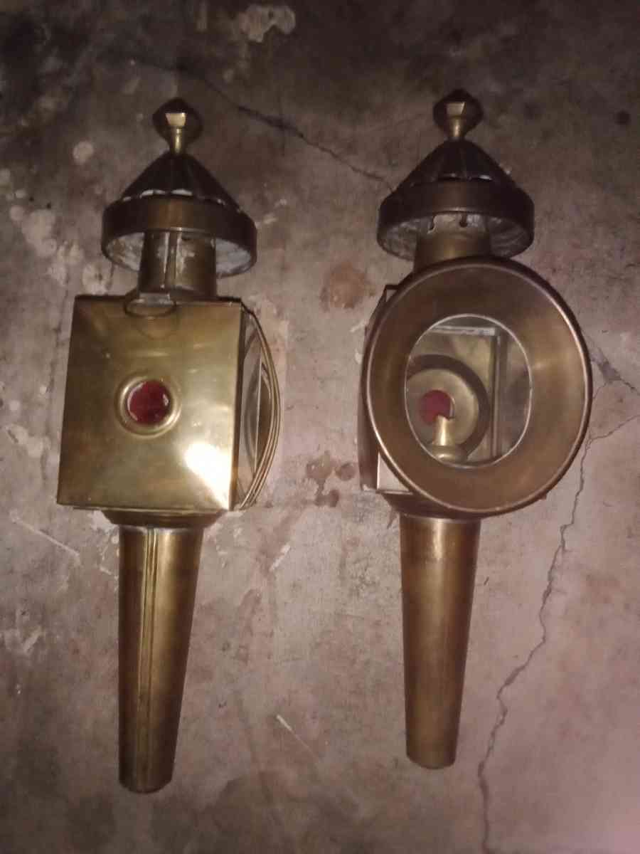 19th century coach lamps - Atlanta, Georgia
