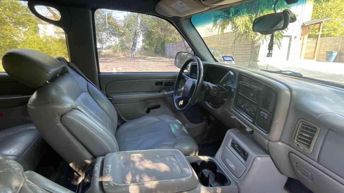 2001 Chevrolet Tahoe - Dallas, Texas