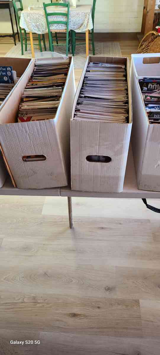 comic book long boxes assorted comics local pickup only - Fontana, California - FleaMarketBay